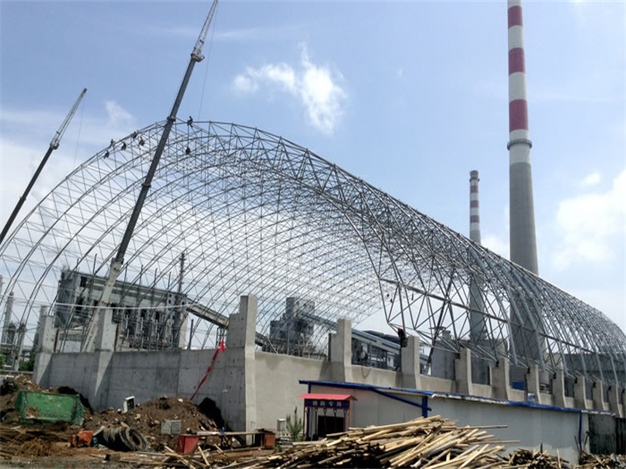 乌鲁木齐煤机油桶翘工程网架